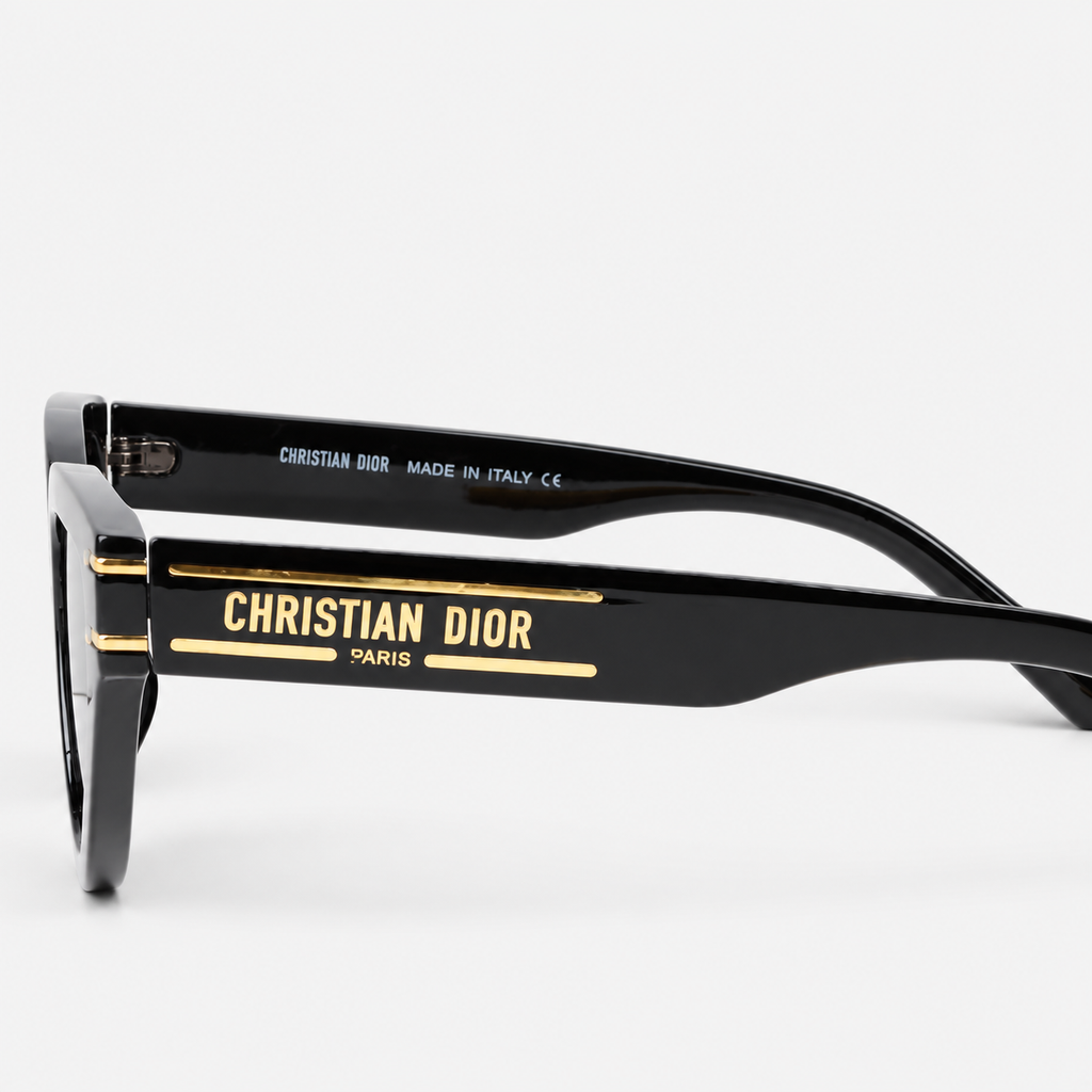 Black sunglasses — temple detail