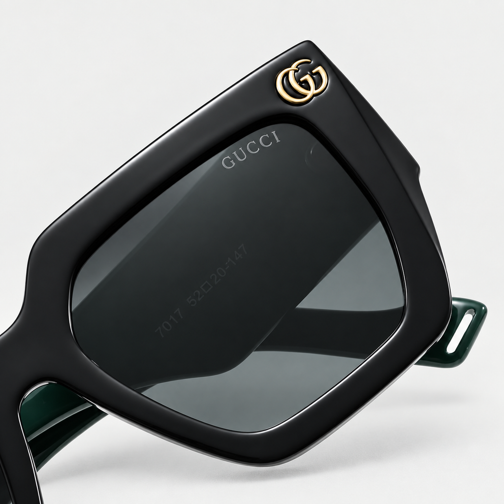 Gucci 4016 Sunglasses — studio view 7